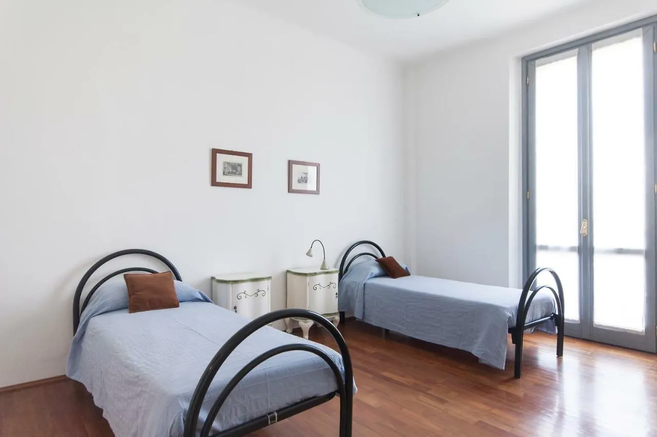 Apartment Youhosty - Segantini 73 Milan Italy